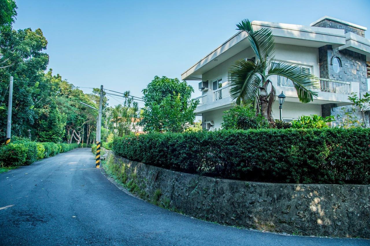 Mountain Homestay 6-8人包棟民宿 Xinhua Екстер'єр фото