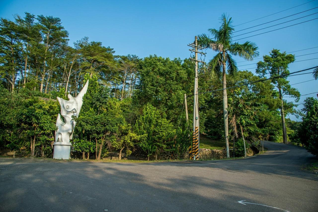 Mountain Homestay 6-8人包棟民宿 Xinhua Екстер'єр фото